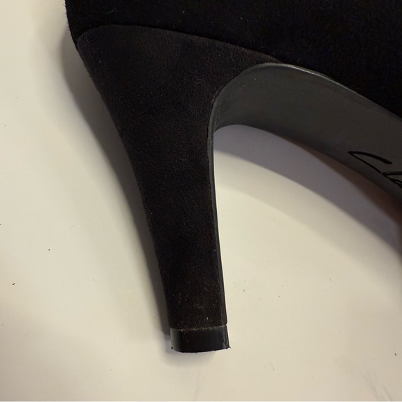 Clarks Brier Milan Black Suede Heeled Ankle Booties Women’s 9M - Picture 11 of 12